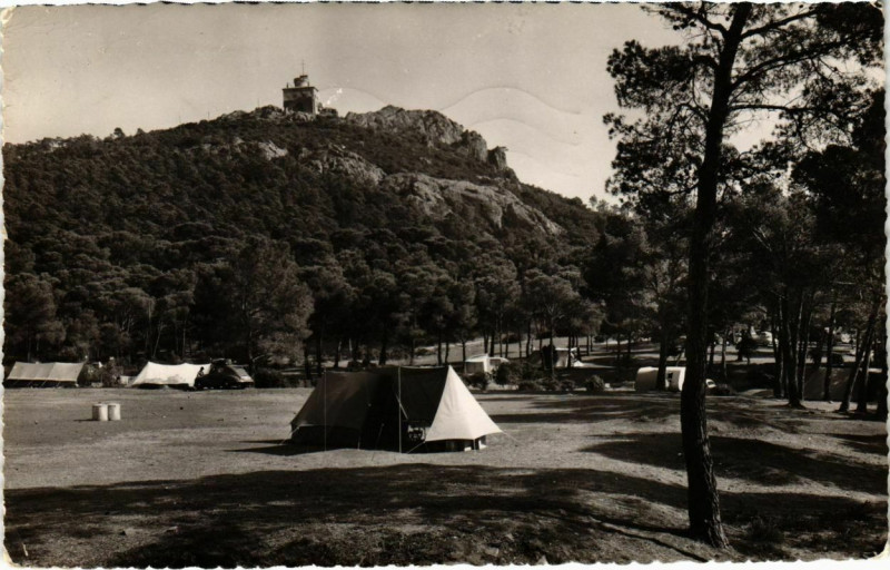 Carte postale ancienne Saint-Raphael - Le Dramont - Le Semaphore à Saint-Raphaël