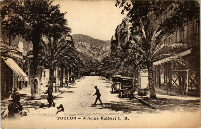 Carte postale ancienne Toulon - Avenue Golbert à Toulon