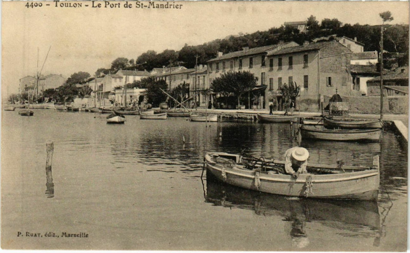 Carte postale ancienne Toulon - Le Port de St-Mandrier à Toulon