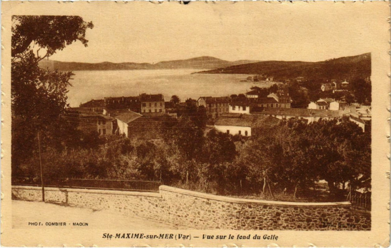 Carte postale ancienne Sainte-Maxime-sur-Mer - Vue sur le fond du Gelfe à Sainte-Maxime