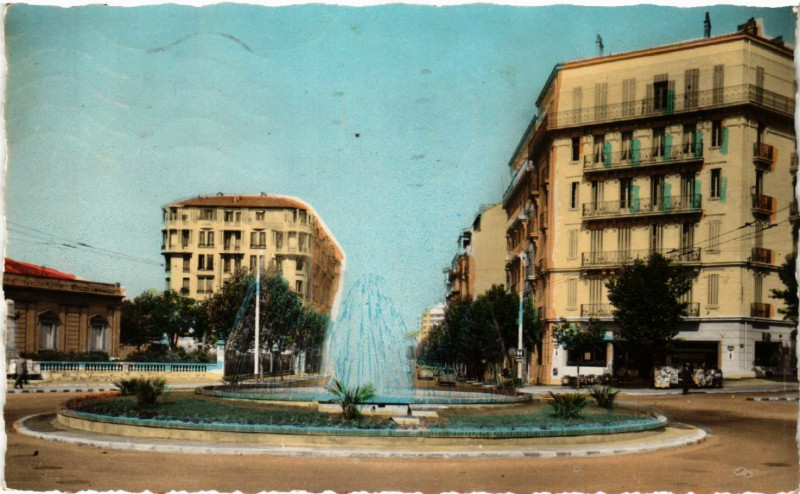 Carte postale ancienne Toulon Rond-point Gabriel-Peri à Toulon