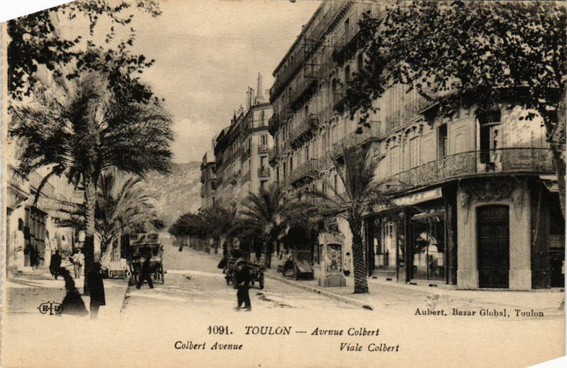 Carte postale ancienne Toulon Avenue Colbert à Toulon
