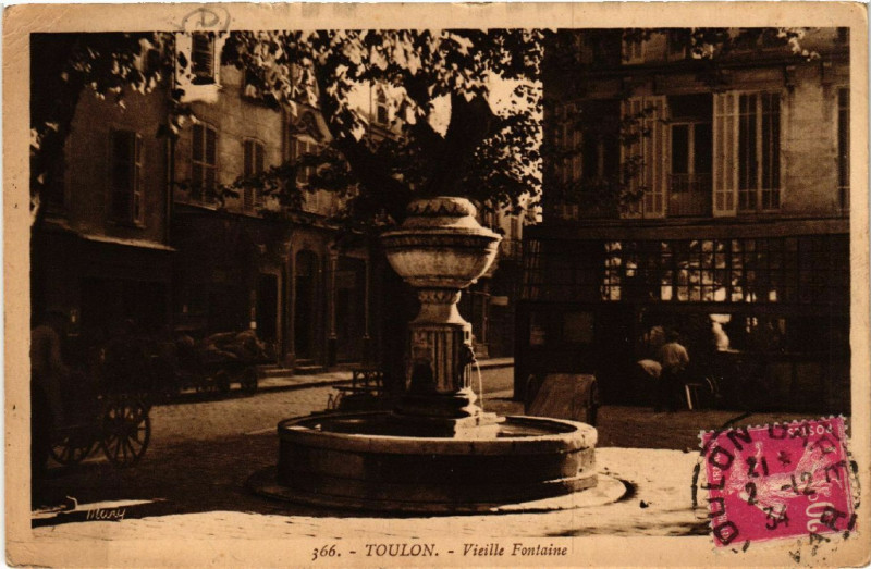 Carte postale ancienne Toulon Vieille Fontaine à Toulon