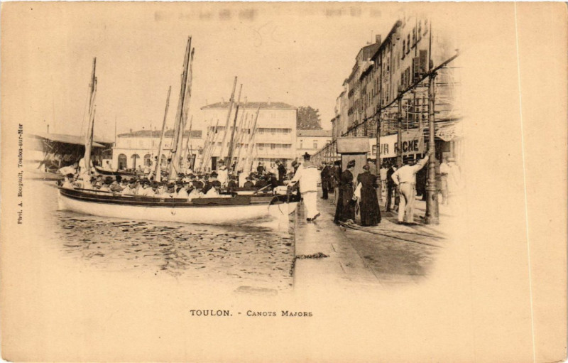 Carte postale ancienne Toulon Canots Majors à Toulon