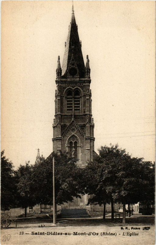 Carte postale ancienne Saint Didier au Mont d'Or - L'eglise à Saint-Didier-au-Mont-d'Or