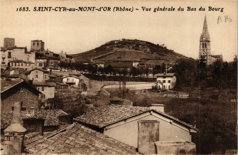 Carte postale ancienne Saint Cyr au Mont d'Or - Vue generale du Bas du Bourg à Saint-Cyr-au-Mont-d'Or