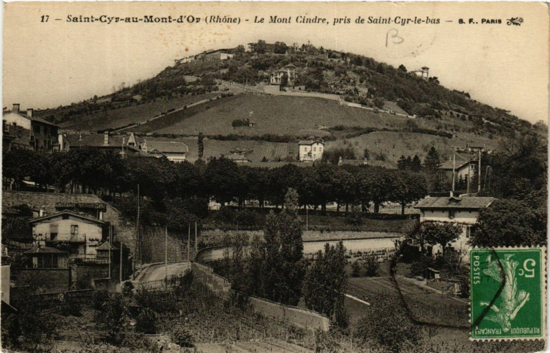 Carte postale ancienne Saint Cyr au Mont D'Or - Le mont Cindre pris de Saint Cyr le bas à Saint-Cyr-au-Mont-d'Or