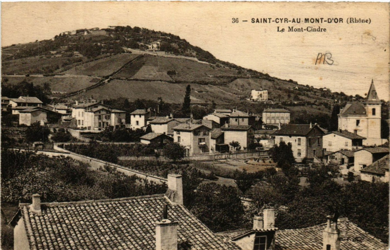 Carte postale ancienne Saint Cyr au Mont D'Or - Le Mont Cindre à Saint-Cyr-au-Mont-d'Or
