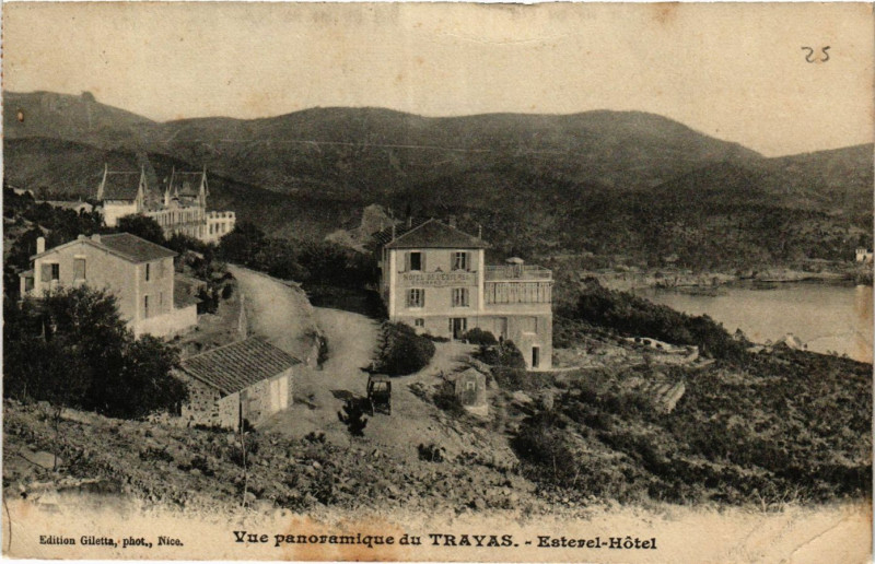 Carte postale ancienne Trayas Vue panoramique-Esterel Hotel