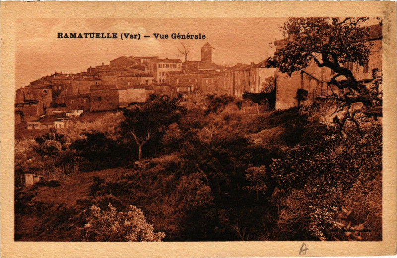 Carte postale ancienne Ramatuelle Vue générale à Ramatuelle