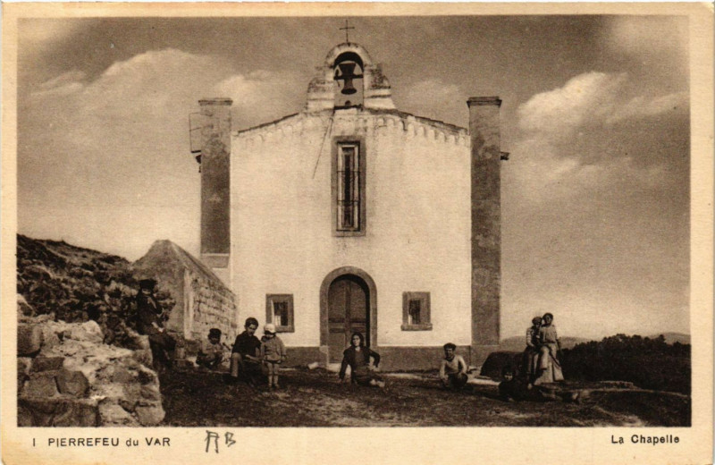 Carte postale ancienne Pierrefeu du Var à Pierrefeu-du-Var