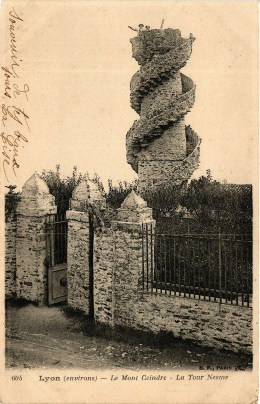 Carte postale ancienne Lyon - Le Mont Ceindre La Tour Nesine à Lyon