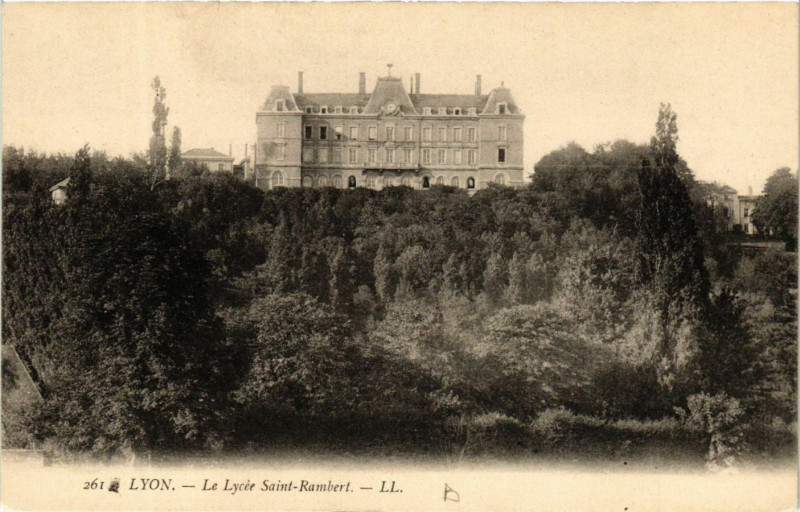 Carte postale ancienne Lyon - Le Lycée Saint Rambert à Lyon