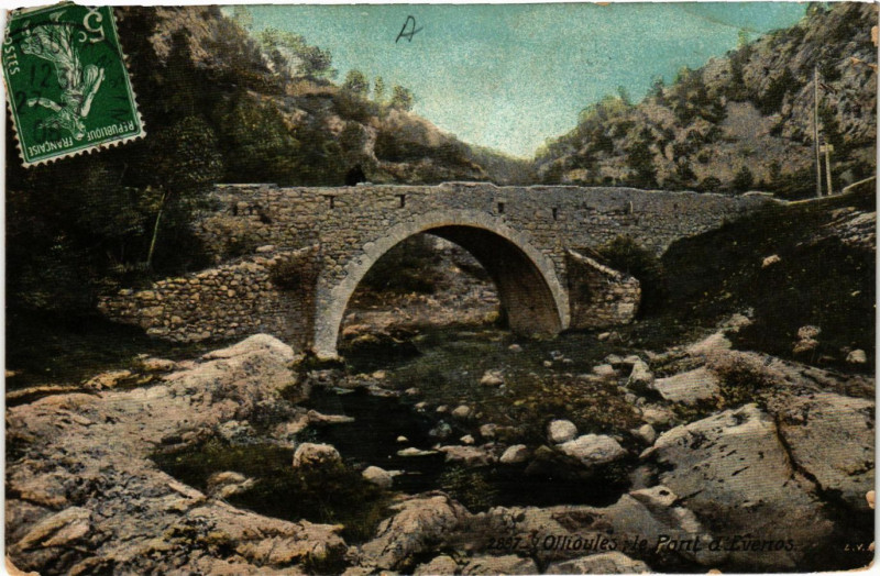 Carte postale ancienne Ollioules Le Pont d'Evenos à Ollioules