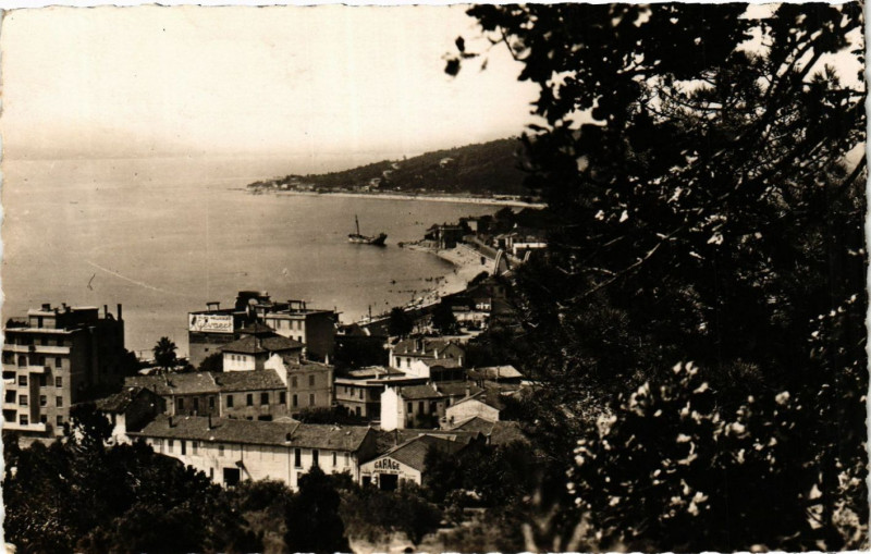 Carte postale ancienne Sainte-Maxime-sur-Mer Vue générale à Sainte-Maxime