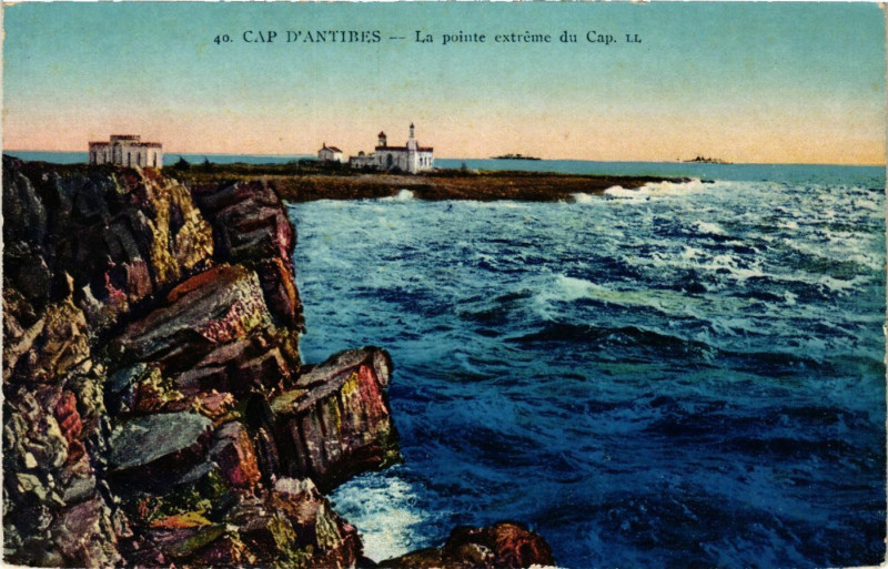 Carte postale ancienne Antibes - Cap D'Antibes - La Pointe du Cap à Antibes