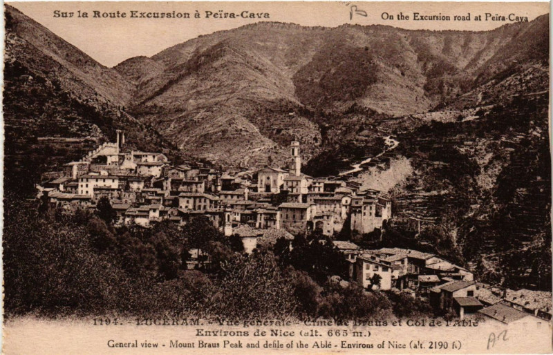 Carte postale ancienne Luceram Vue générale Cime de Braus et Col de l'Able à Lucéram