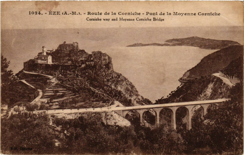 Carte postale ancienne Eze Route de la Corniche - Pont de la Moyenne Corniche à Èze