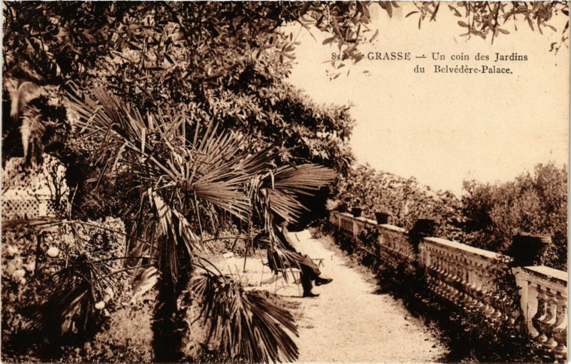 Carte postale ancienne Grasse - Un Coin des Jardins du Belvedere-Palace à Grasse