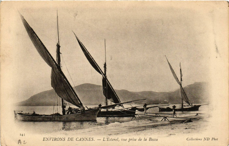 Carte postale ancienne L'Esterel - Vue prise de La Bocca - Env. de Nice à Nice