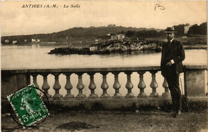 Carte postale ancienne Antibes - La Salis à Antibes