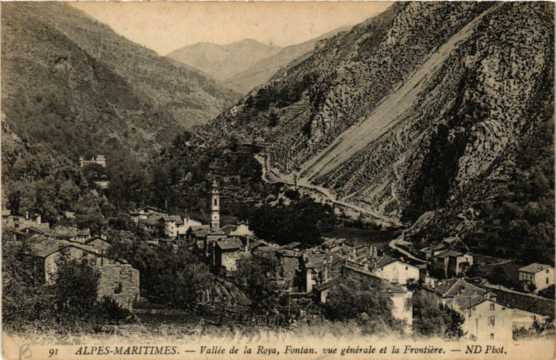 Carte postale ancienne Fontan - Vue générale et la Frontiere - Vallée de la Roya à Fontan