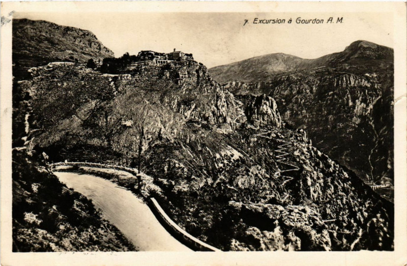 Carte postale ancienne Gourdon - Scene - Excursion a Gourdon à Gourdon