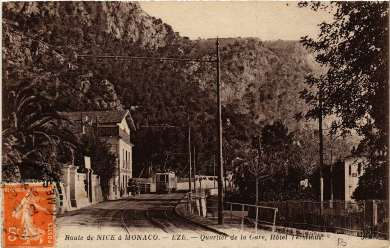 Carte postale ancienne Eze Quartier de la Gare - Hotel Terminus à Èze