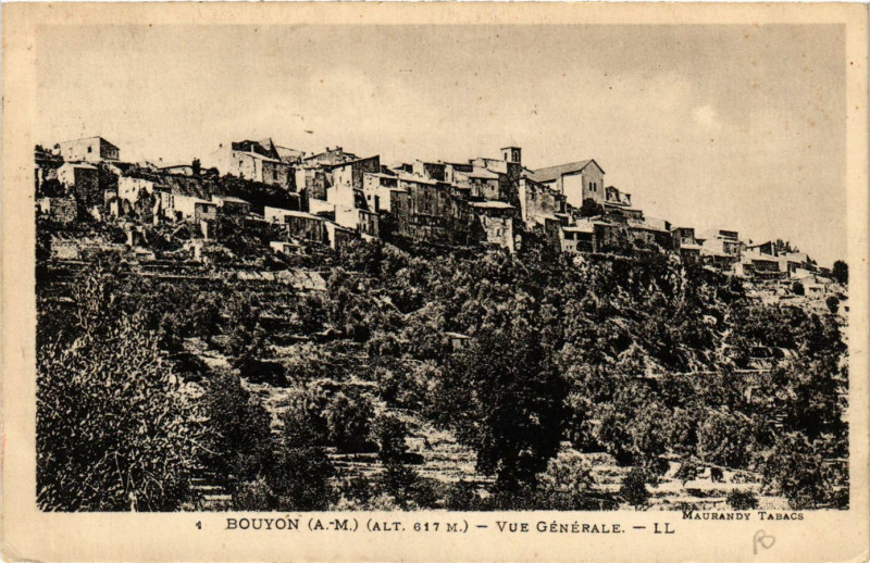 Carte postale ancienne Bouyon - Vue générale à Bouyon