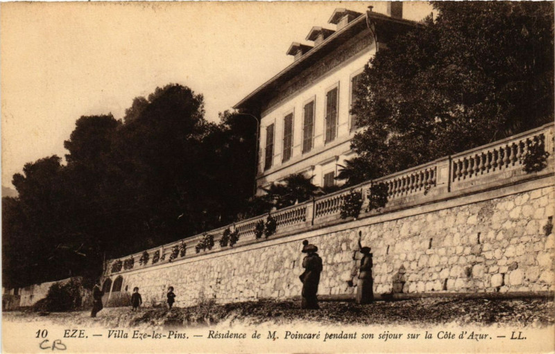 Carte postale ancienne Eze Villa Eze-les-Pins à Èze