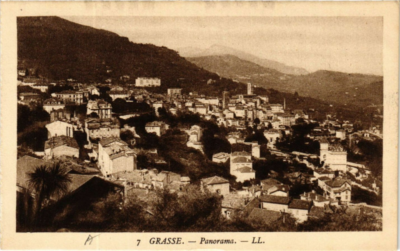 Carte postale ancienne Grasse - Panorama à Grasse