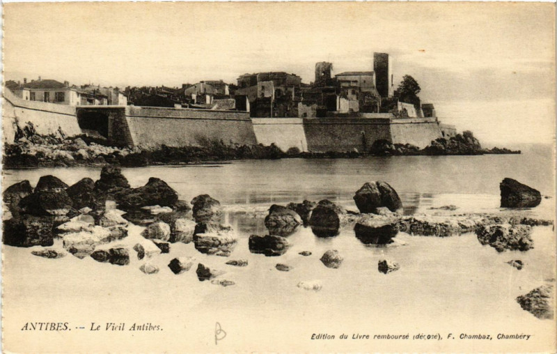 Carte postale ancienne Antibes - Le Vieil Antibes à Antibes