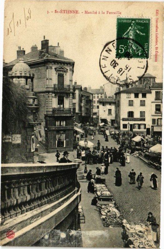 Carte postale ancienne Saint-Etienne - Marché a la Ferraille à Saint-Étienne