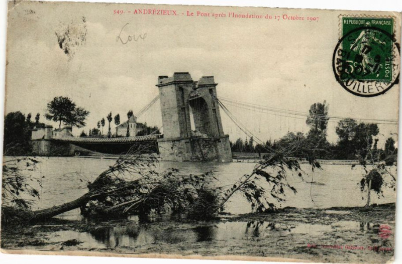Carte postale ancienne Andrezieux - Le Pont aprés l'Inondation du 17 Octobre 1907