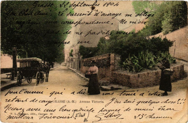 Carte postale ancienne Grasse Avenue Victoria à Grasse