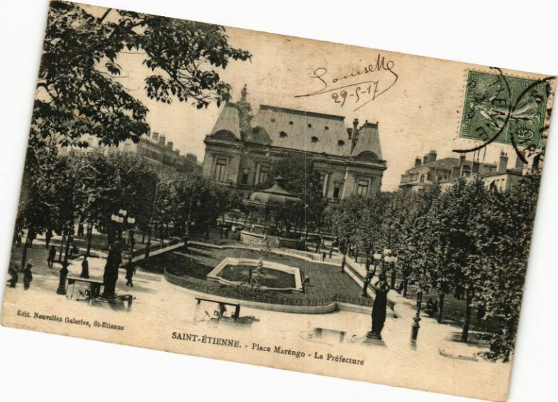 Carte postale ancienne Saint-Etienne - Place Marango - La Préfecture à Saint-Étienne