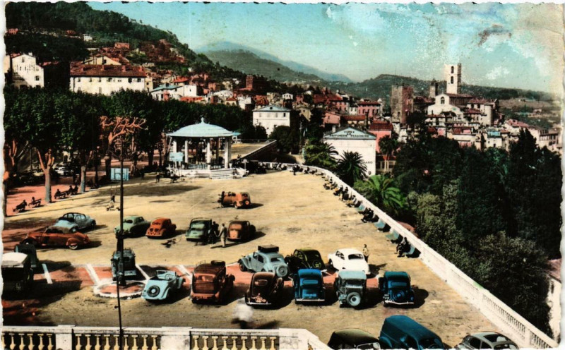 Carte postale ancienne La coté d'Azur Grasse La Place du Cours à Grasse
