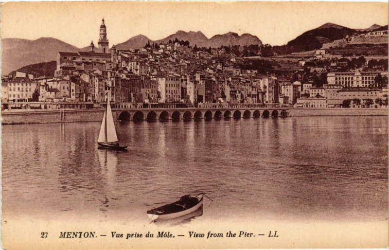 Carte postale ancienne Menton Vue prise du Mole à Menton