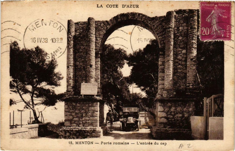 Carte postale ancienne Menton Porte romaine - L'entrée du cap à Menton