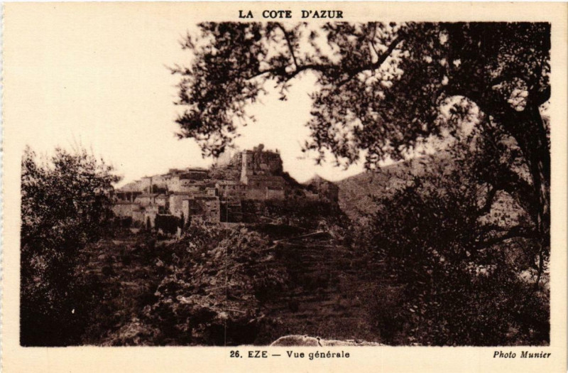 Carte postale ancienne La coté d'Azur Eze Vue générale à Èze