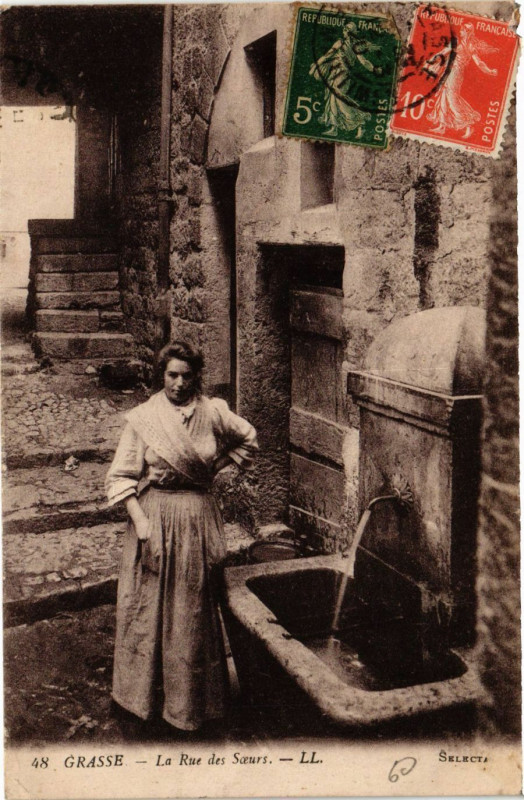 Carte postale ancienne Grasse - La Rue des Soeurs à Grasse
