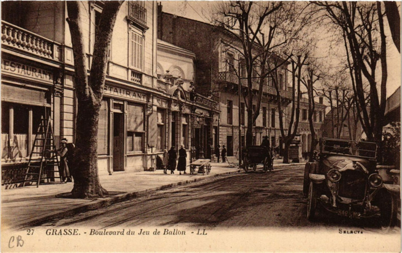 Carte postale ancienne Grasse - Boulevard du Jeu de Ballon à Grasse