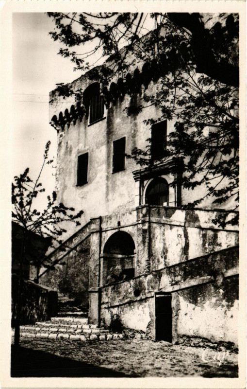 Carte postale ancienne Cagnes-sur-Mer - L'Entrée du Chateau à Cagnes-sur-Mer