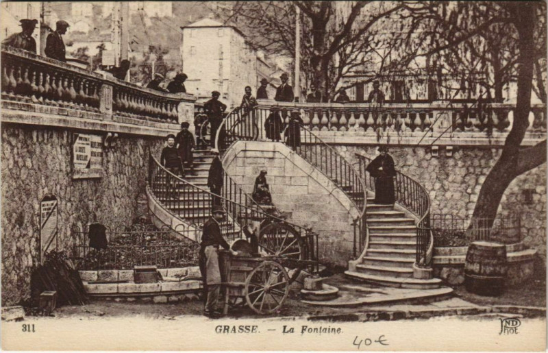 Carte postale ancienne Grasse La Fontaine à Grasse