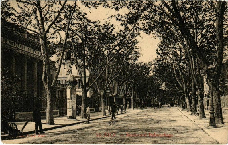 Carte postale ancienne Nice- Boulevard Dobouchage France à Nice