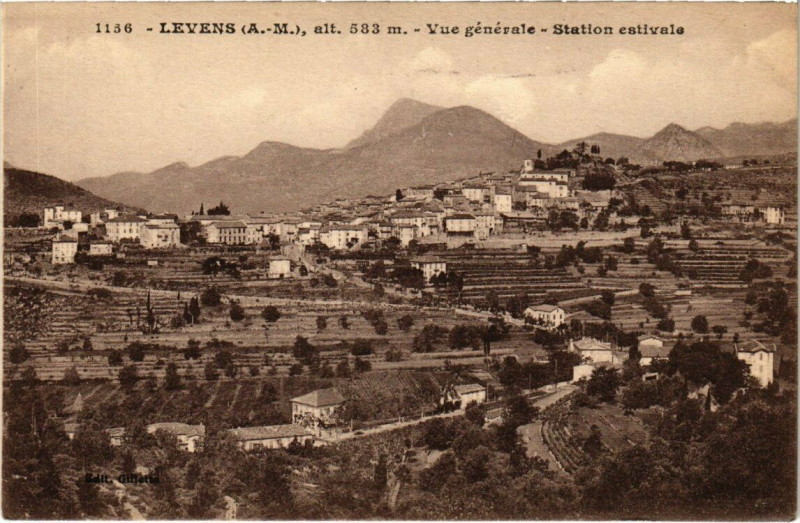 Carte postale ancienne Levens - Vue générale à Levens