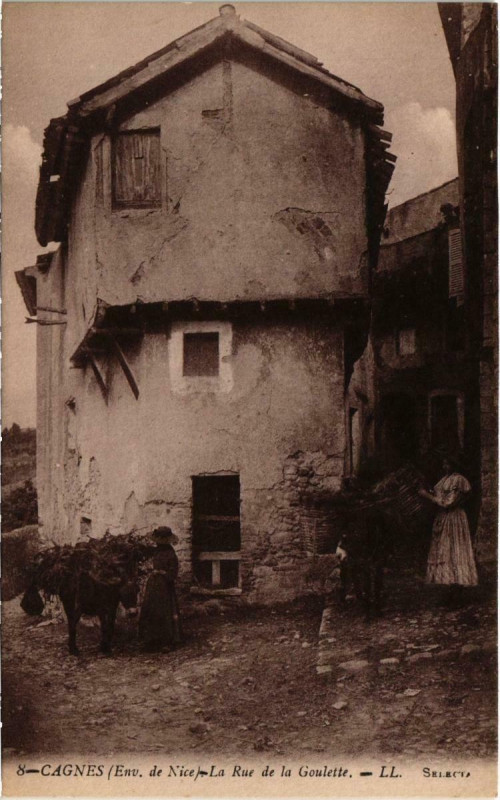Carte postale ancienne Cagnes (Dep.06) La Rue de la Goulette
