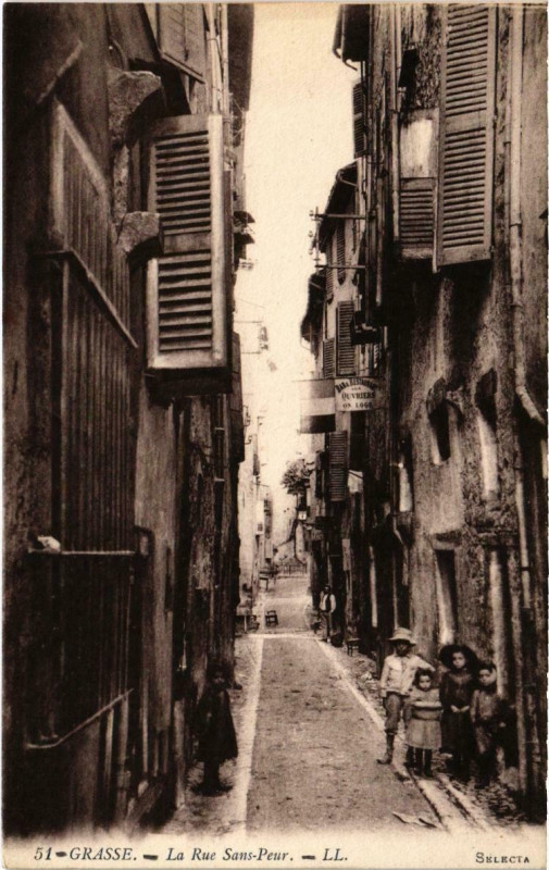 Carte postale ancienne Grasse (Dep.06) La Rue Sans-Peur à Grasse