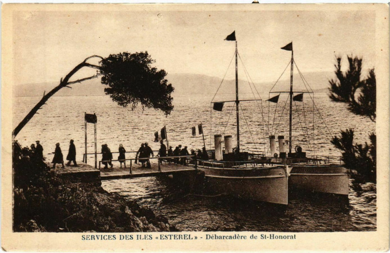 Carte postale ancienne Services des Iles Esterel