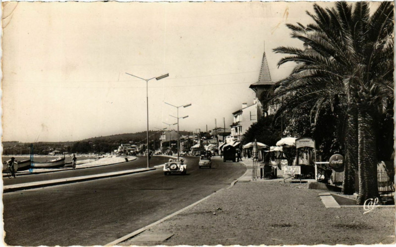 Carte postale ancienne Cros de Cagnes-Le boulevard de la Plage